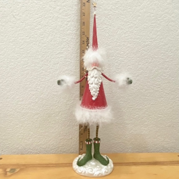 Retired 2005 DEPARTMENT 56 Christmas Krinkles Santa Holding Trees Figure - Picture 12 of 15